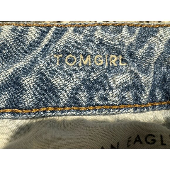 American Eagle Jeans 4 X-Short TomGirl Light Wash Ripped And Distressed - Picture 6 of 9